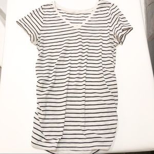 Liz Lange Maternity top